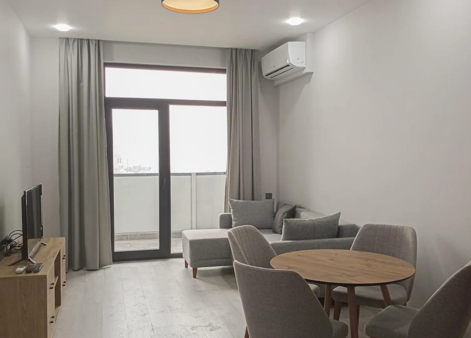 Apartment Intourist Residence Pirosmani 17 Batumi Georgia